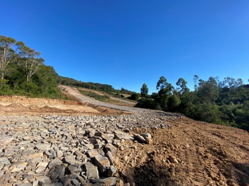 obras-para-implantacao-do-loteamento-izaias-giaretta
