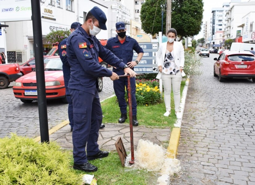 bombeiros-realizam-vistorias-em-hidrantes-do-municipio