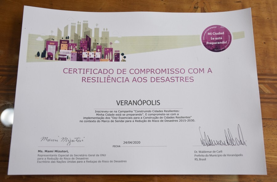 veranopolis-recebe-certificado-de-compromisso-com-a-resiliencia-aos-desastres
