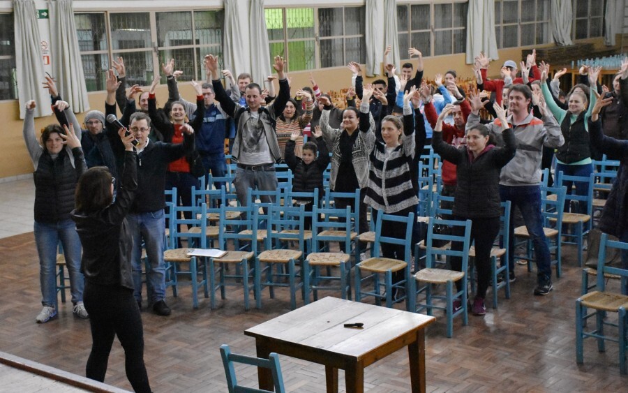 a-essencia-do-ser-e-foco-de-encontro-com-pais