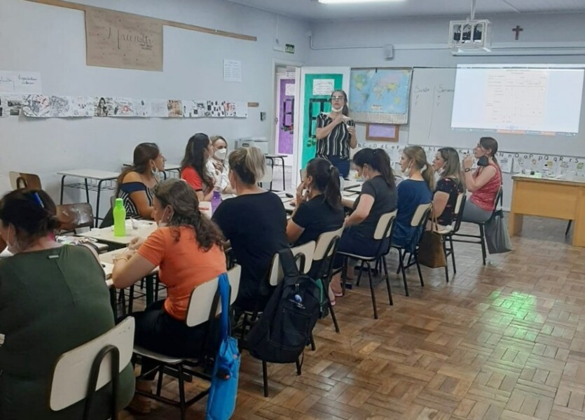 oficinas-de-consciencia-linguistica-com-professores