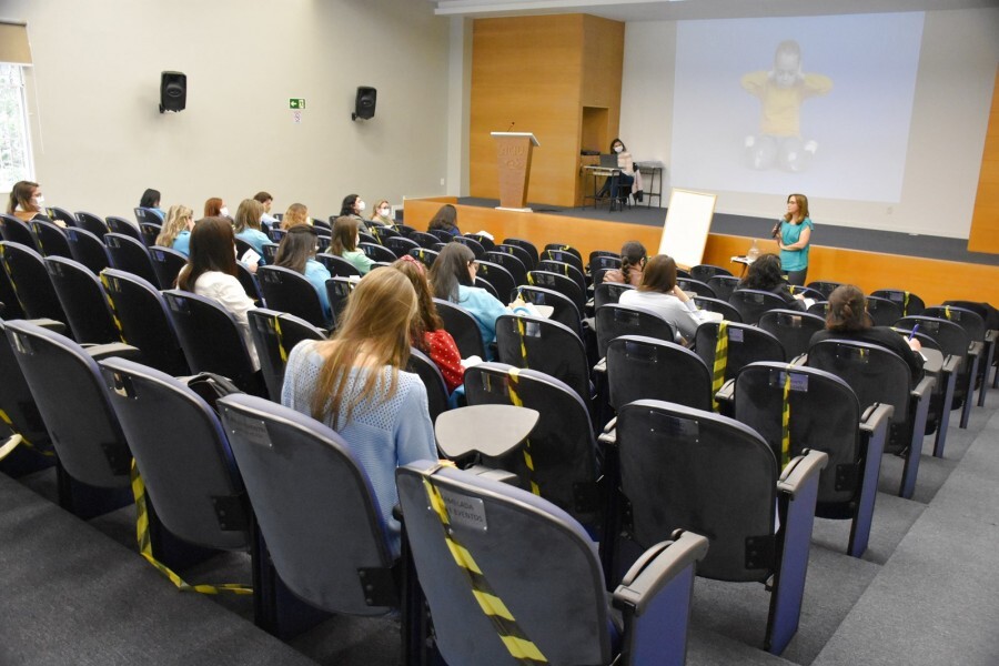 autismo-e-tema-de-capacitacao-para-educadores