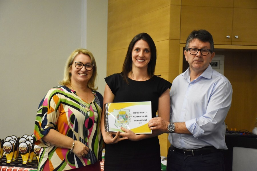 documento-curricular-veranense-e-apresentado